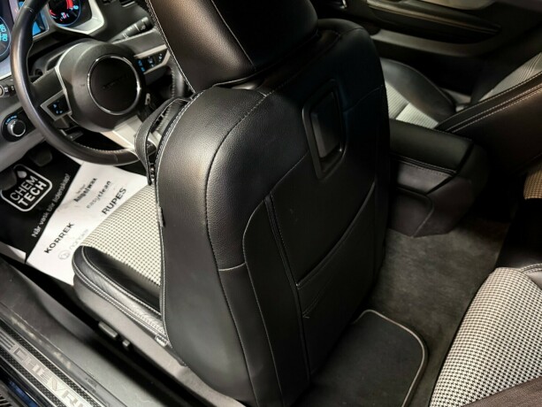 chevrolet-camaro-bensin-2011-big-34