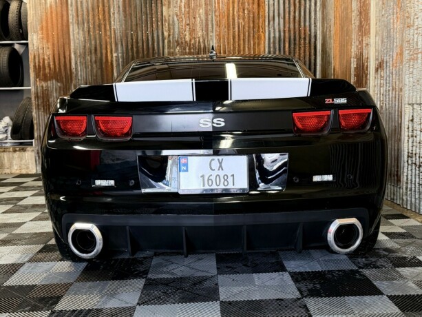 chevrolet-camaro-bensin-2011-big-17