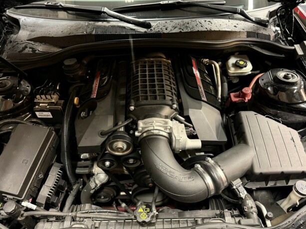 chevrolet-camaro-bensin-2011-big-38