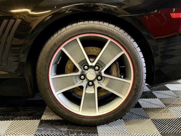 chevrolet-camaro-bensin-2011-big-16