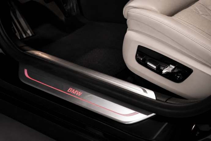 bmw-7-serie-elektrisitetbensin-2020-big-25