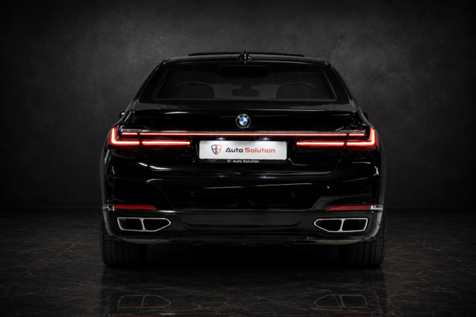 bmw-7-serie-elektrisitetbensin-2020-big-3