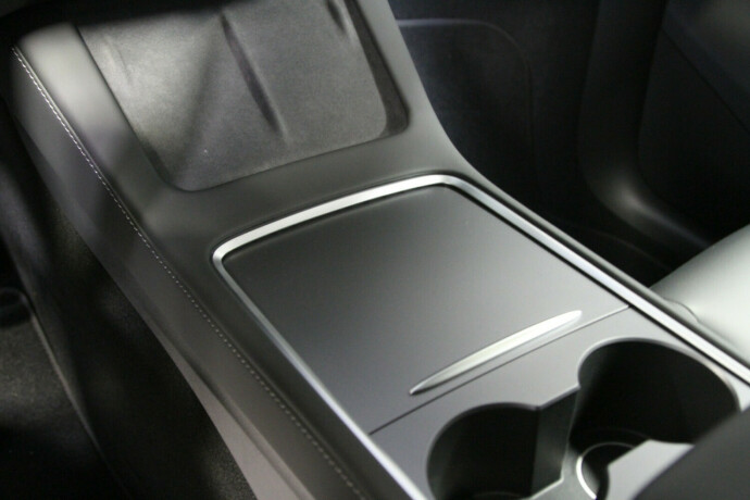 tesla-model-y-elektrisitet-2025-big-12