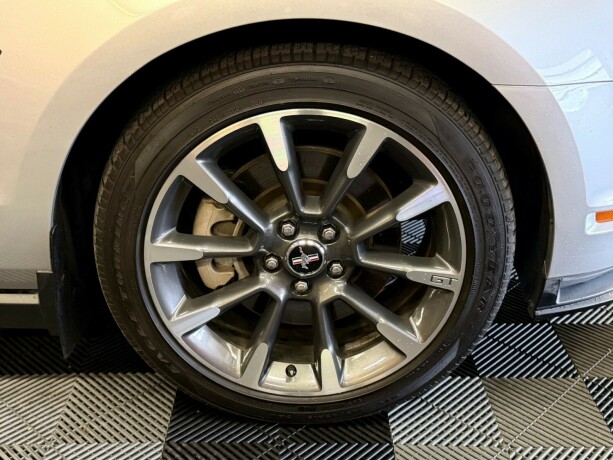 ford-mustang-bensin-2011-big-6