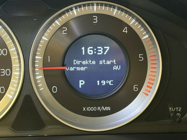 volvo-xc-60-diesel-2013-big-18