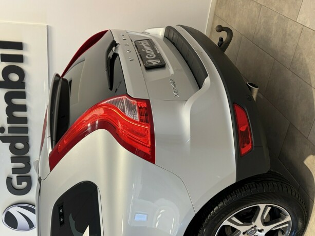 volvo-xc-60-diesel-2013-big-3