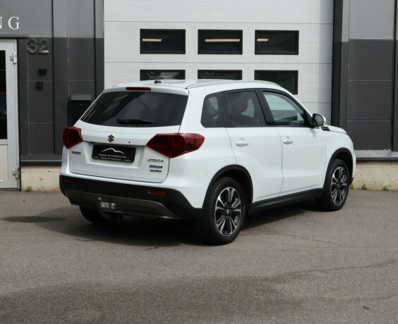 suzuki-vitara-elektrisitetbensin-2021-big-23
