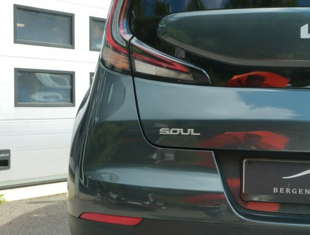 kia-soul-elektrisitet-2024-big-7