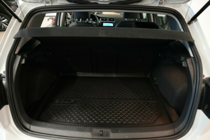 volkswagen-e-golf-vii-elektrisitet-2019-big-22