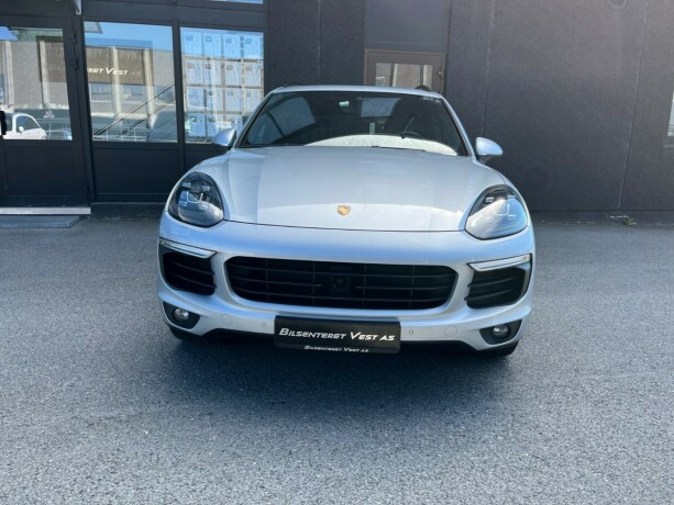porsche-cayenne-s-elektrisitetbensin-2015-big-1