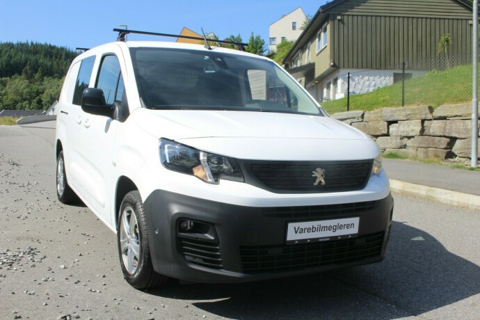 peugeot-partner-diesel-2021-big-0