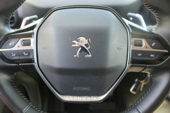 peugeot-partner-diesel-2021-big-23