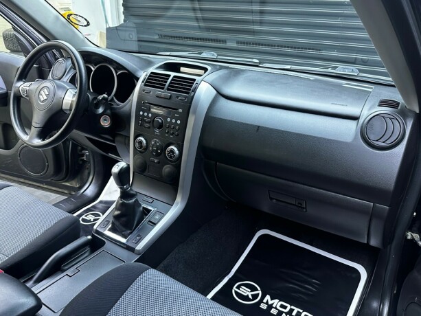 suzuki-grand-vitara-bensin-2006-big-9