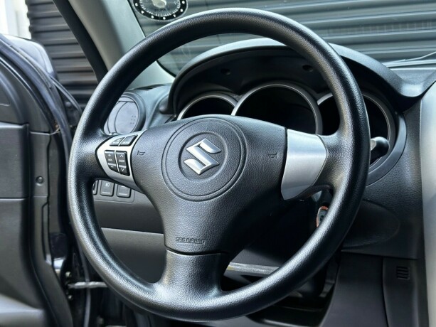 suzuki-grand-vitara-bensin-2006-big-10