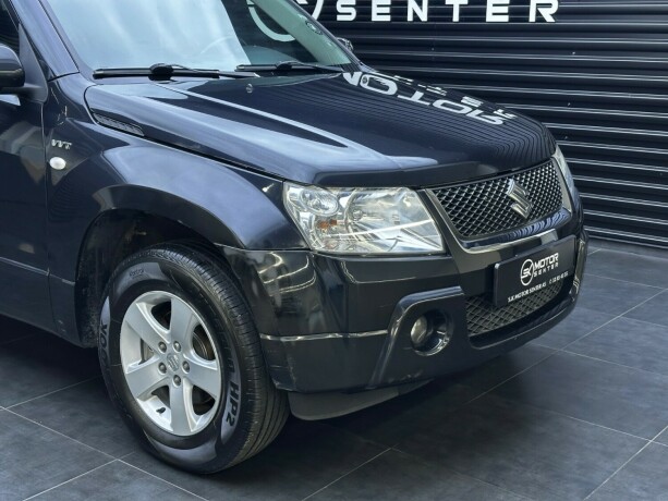 suzuki-grand-vitara-bensin-2006-big-2