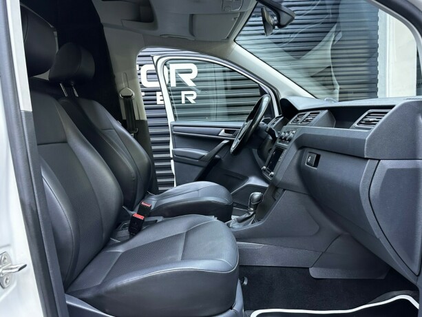 volkswagen-caddy-maxi-diesel-2019-big-23