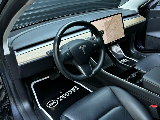 tesla-model-3-elektrisitet-2019-big-9
