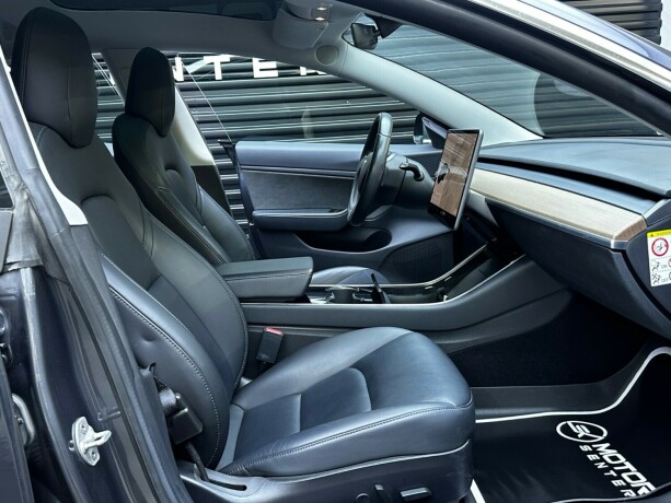 tesla-model-3-elektrisitet-2019-big-25