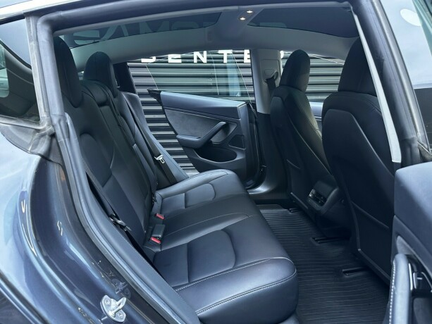 tesla-model-3-elektrisitet-2019-big-28