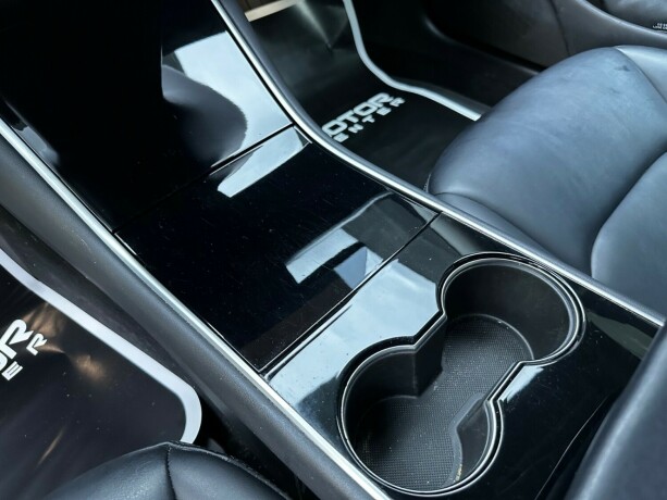 tesla-model-3-elektrisitet-2019-big-21