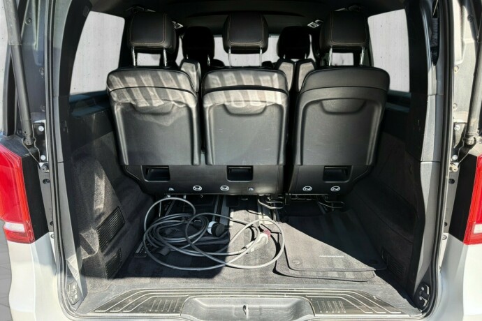 mercedes-benz-eqv300-elektrisitet-2022-big-18