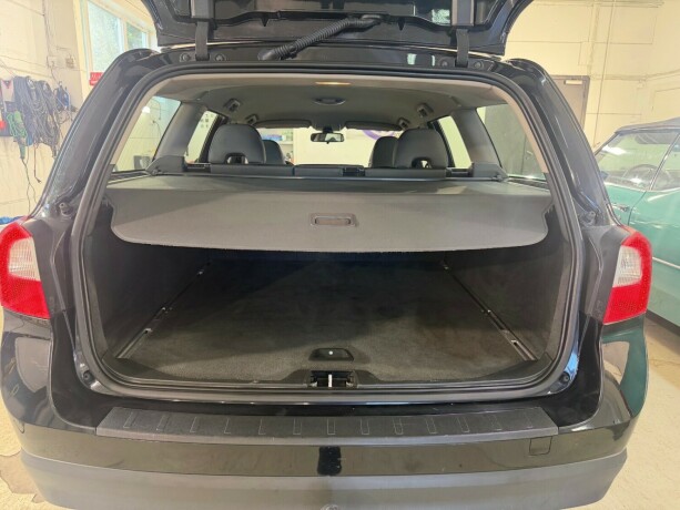volvo-v70-diesel-2010-big-21