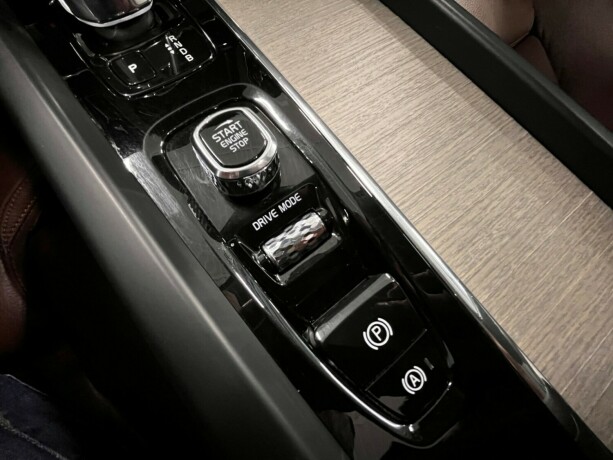 volvo-xc-60-elektrisitetbensin-2018-big-46