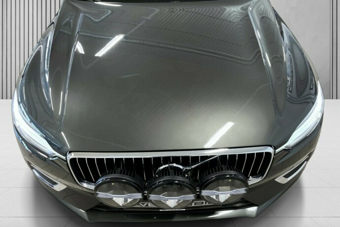volvo-xc-60-elektrisitetbensin-2018-big-15