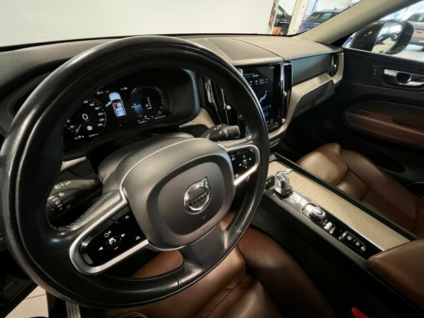 volvo-xc-60-elektrisitetbensin-2018-big-38