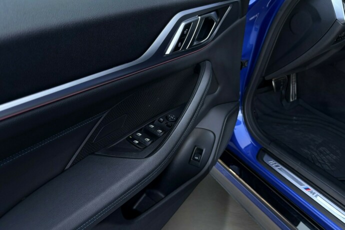 bmw-i4-elektrisitet-2023-big-17