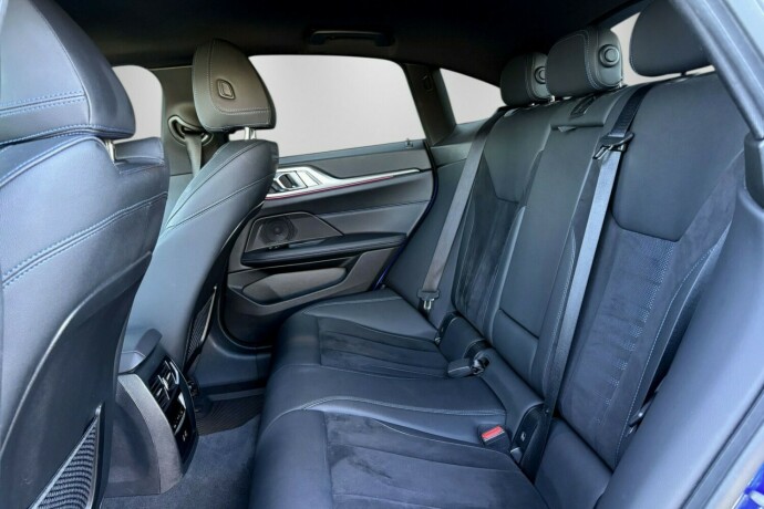 bmw-i4-elektrisitet-2023-big-43