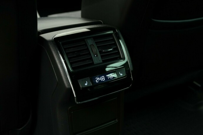 skoda-superb-diesel-2021-big-52