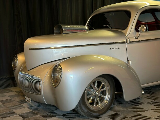 willys-bensin-1937-big-3