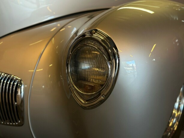 willys-bensin-1937-big-5