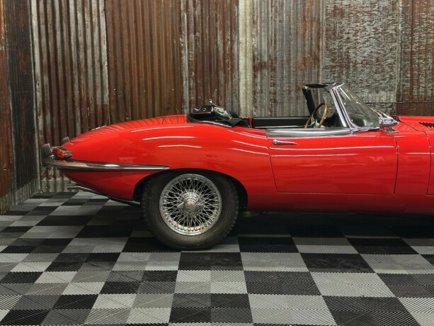 jaguar-e-type-bensin-1967-big-8