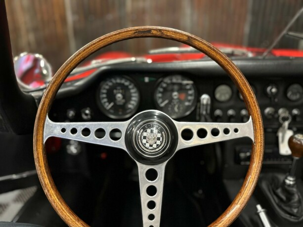jaguar-e-type-bensin-1967-big-30