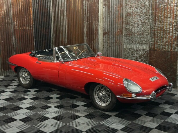 jaguar-e-type-bensin-1967-big-6