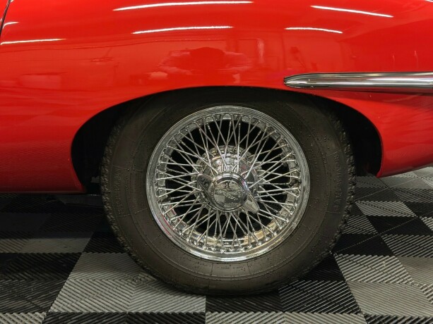 jaguar-e-type-bensin-1967-big-22