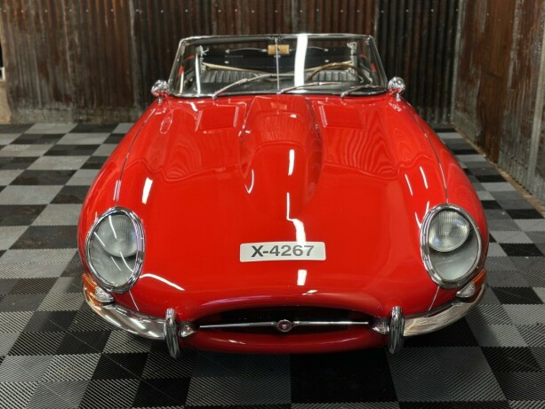 jaguar-e-type-bensin-1967-big-14