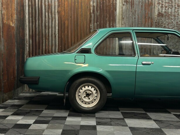 opel-ascona-bensin-1980-big-4