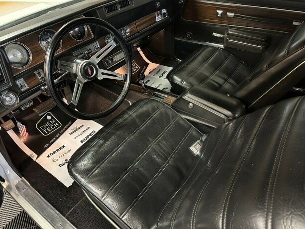 oldsmobile-cutlass-bensin-1972-big-23