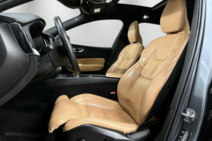 volvo-xc-60-plug-in-petrol-2019-big-10