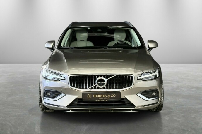 volvo-v60-diesel-2019-big-2