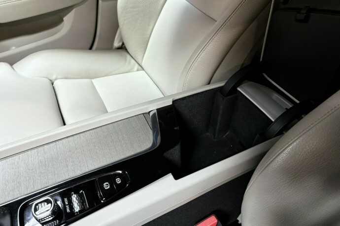 volvo-v60-diesel-2019-big-23