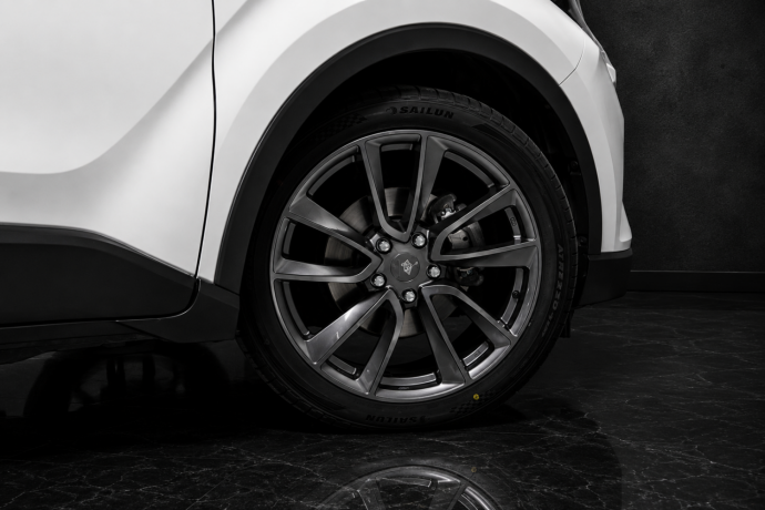 toyota-c-hr-elektrisitetbensin-2018-big-15
