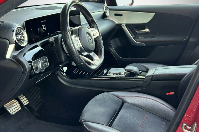 mercedes-benz-a-klasse-bensin-2019-big-18