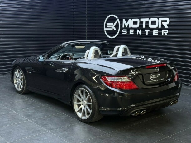 mercedes-benz-slk55-bensin-2012-big-4