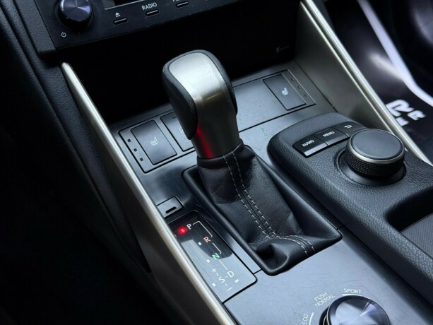 lexus-is300h-elektrisitetbensin-2014-big-24