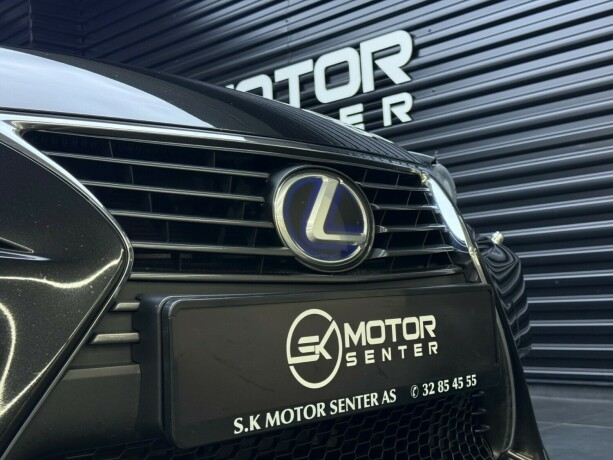 lexus-is300h-elektrisitetbensin-2014-big-4