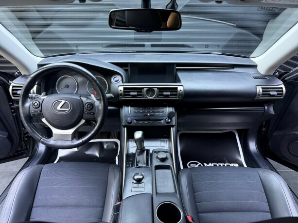 lexus-is300h-elektrisitetbensin-2014-big-9